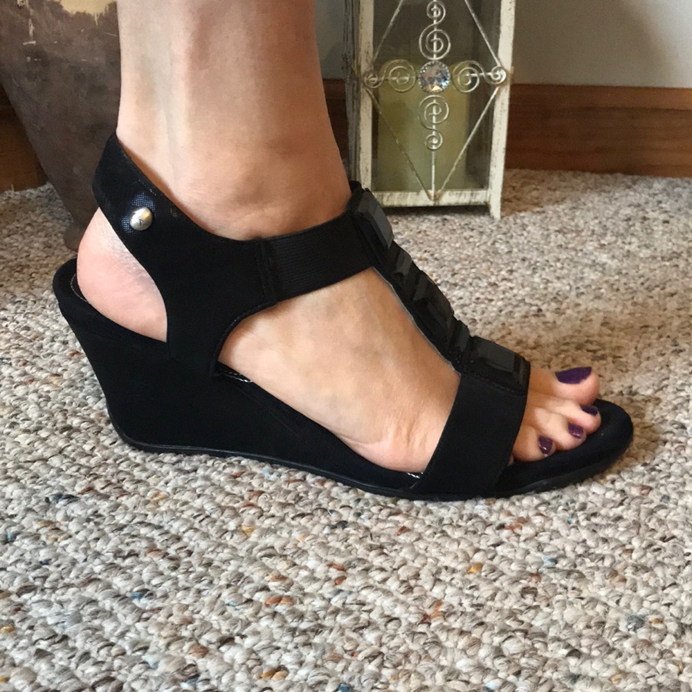 Black Wedge Heels